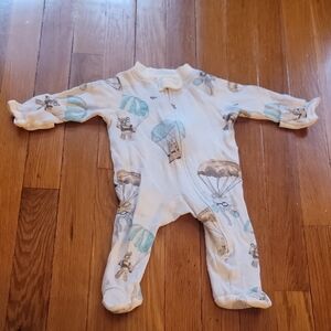 9 Burts Bees and 1 HONEST baby PJS